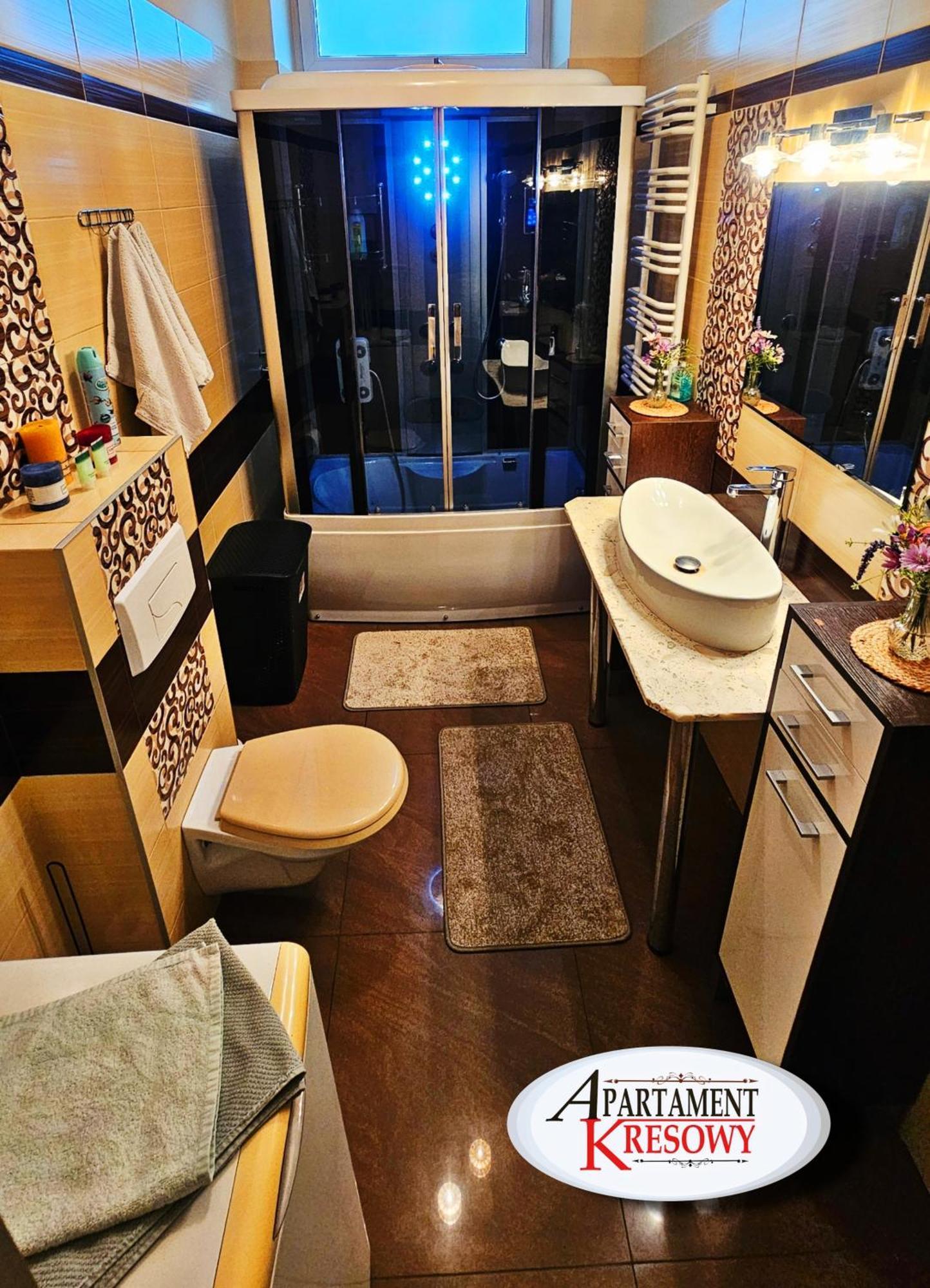 Apartament Kresowy Parter 3 Pokoje Duza Lazienka Kabino-Wanna Spa Wi Fi Ekspres 2X Smart Tv Antresola Parking Free Plac Zabaw Bilet Na Aquapark 150M W Cenie Hrubieszow Luaran gambar